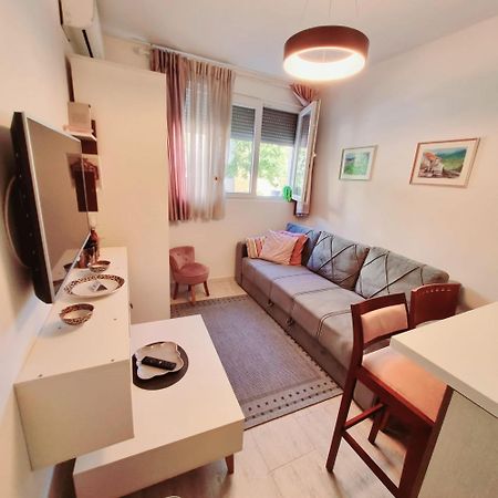 Apartman Podgorica Esterno foto